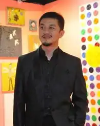 小三落伍升级当小四的明星
