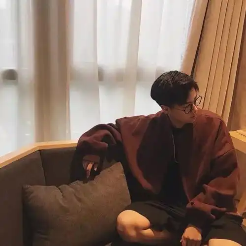 头像今日份女生男生头像
