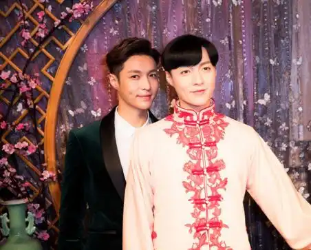 要被明星蜡像吓哭杨幂太胖李钟硕斗鸡眼,鹿晗吴彦祖还是重做吧
