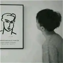 微信搞笑头像真人外国人搞起怪来有点雷人
