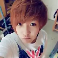 与这个头像相配的男生头像
