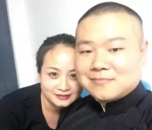 岳云鹏千万豪宅曝光,年入3千万仅次郭德纲,妻子剪寸头像男人
