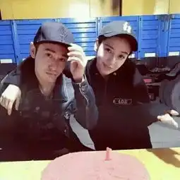 这是情侣头像其中的一张吗
