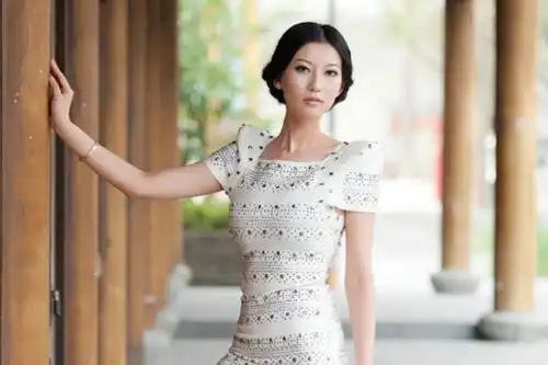 女人不管奔三还是奔四,都要在3个地方下功夫,男人会越来越爱你
