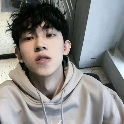 格格巫优质魅力男头你与星河,男生头像我要个性网
