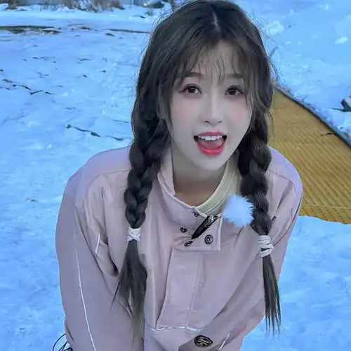 头像大户之虞书欣
