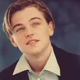 头像难以抗拒的盛世美颜
