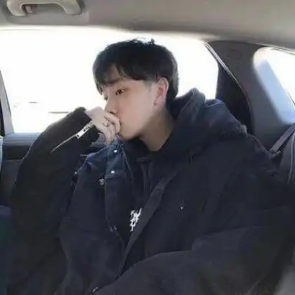 2020男生头像帅气阳光侧面,帅气英俊的侧脸更是好看了
