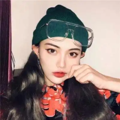 令人惊艳的微信头像精选合集什么时候你我各奔东西再不相见
