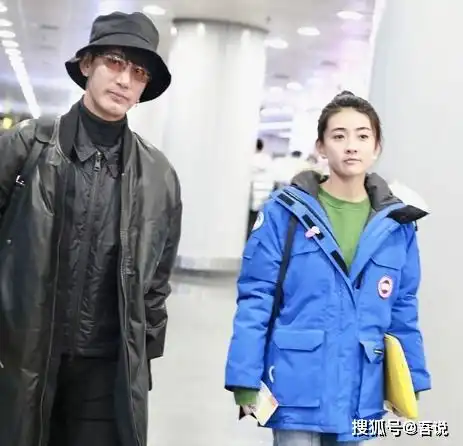 藏族小伙蒲巴甲和李小璐传过绯闻,2年前求婚成功但还未办婚礼
