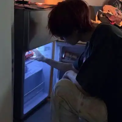 ins小清新文艺范男头足够温柔的男生头像我要个性网
