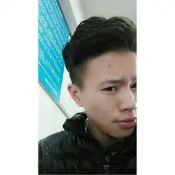 ps谁可以帮我把图片尺寸调到微信头像尺寸方块的
