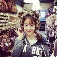 艺术范女生qq头像用笑脸迎合每次的心碎片段2
