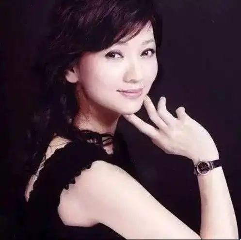 听哭了寇乃馨演讲男人不该让女人流泪
