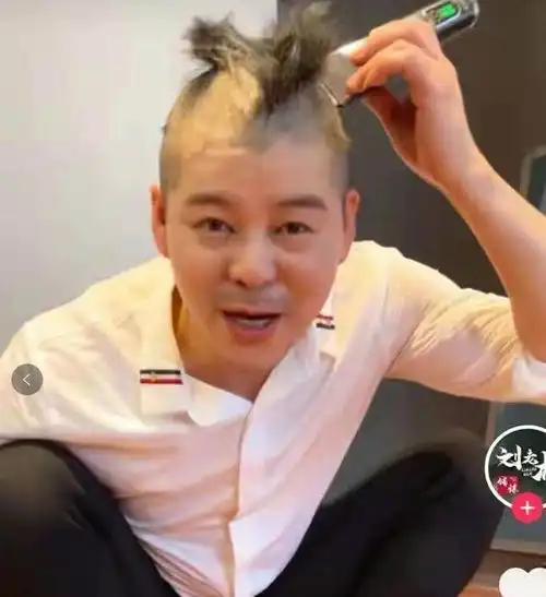 赵本山徒弟集体剃头上热门,却遭到网友痛批,赵家班要被淘汰了吗
