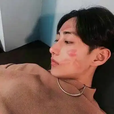 头像请你一定要努力变得更优秀
