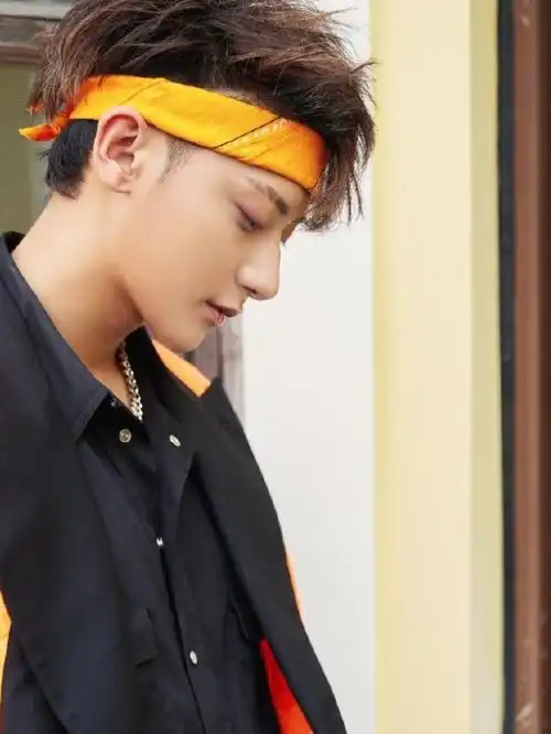 杨紫黄子韬多奇葩男方直言不暗恋女方,本尊霸气回怼笑翻全场
