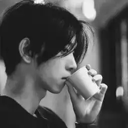 别看对方说什么,要看对方做什么
