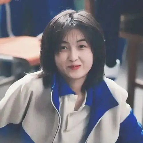 闺蜜头像彼此牵挂,一起成长
