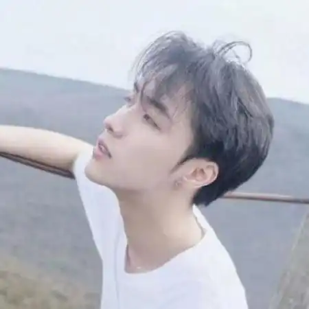 阳光男孩头像图片素描男