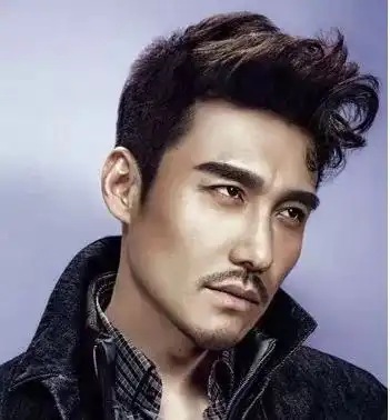 这些男明星换发型堪比整容,但你千万不要轻易效仿
