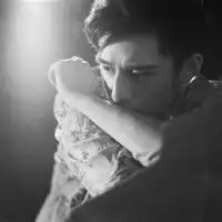 谁可以帮我做个头像个性点的谢谢
