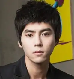 今夏男生高颜值短发发型清爽又有型
