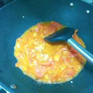 西红柿炒鸡蛋独家
