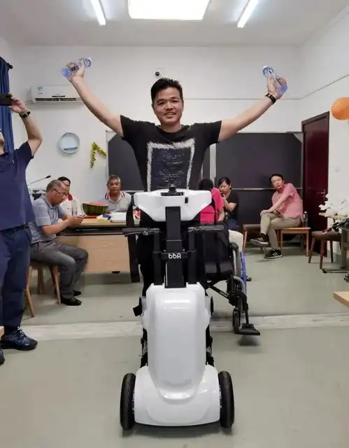 2020,让人感动的七个瞬间
