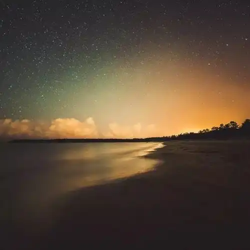 有没有那种特别适合男生的以大海为主题的头像
