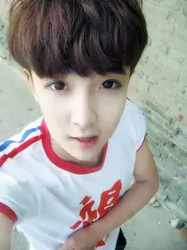 这孩子叫什么名字求解
