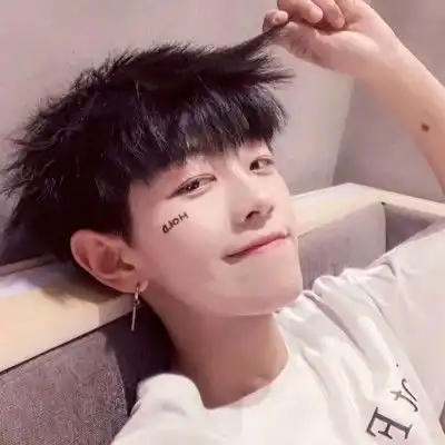 12句超绝无敌阔爱的情话句子,男票听一句就兴奋,撩他一整天
