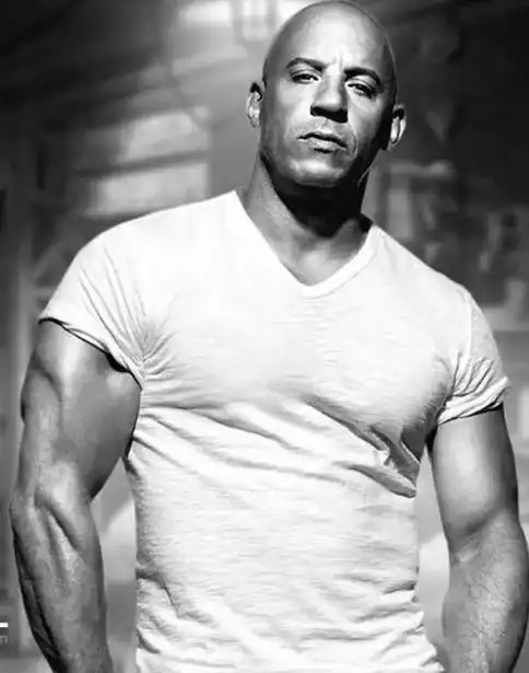 会穿搭的肌肉男一眼就能让你怀孕,有料就该这么任性
