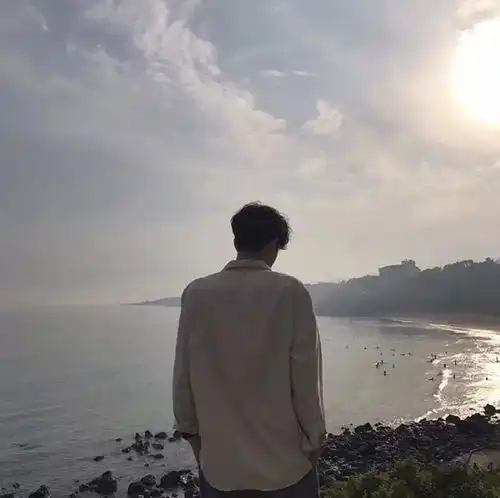男头像相爱是山长水阔最后是你
