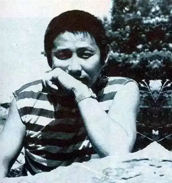 陈道明春节酒局飙脏话一帮大男人,别为难一个小姑娘
