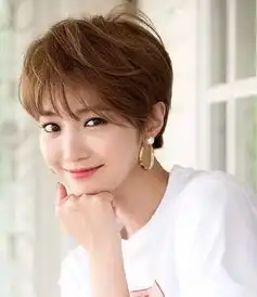 李智恩高俊熙女二连眼线都这么美,男主不爱,你是不是瞎
