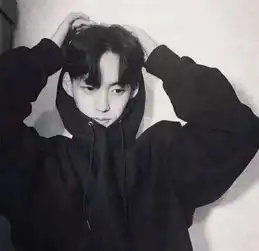 竟然用这种发型撩妹子
