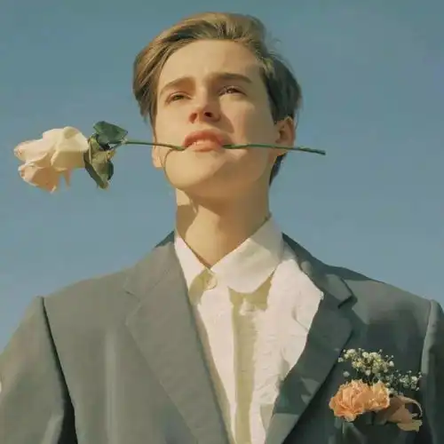 ins风头像壁纸快来签收这份又仙又酷的快乐
