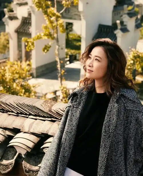 佘诗曼的另一个悲剧角色文婉兰,遭到闺蜜和男友的双重背叛
