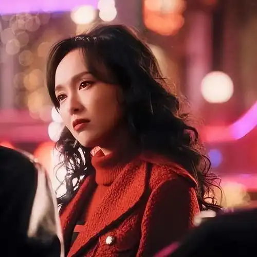 这一夜,38岁彭冠英秒了25岁林一,才知道啥是身高带给男人的霸气
