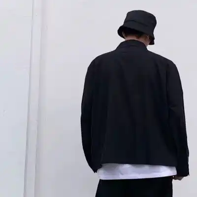 吸引女生的男头像有个性好看很酷的男生头像
