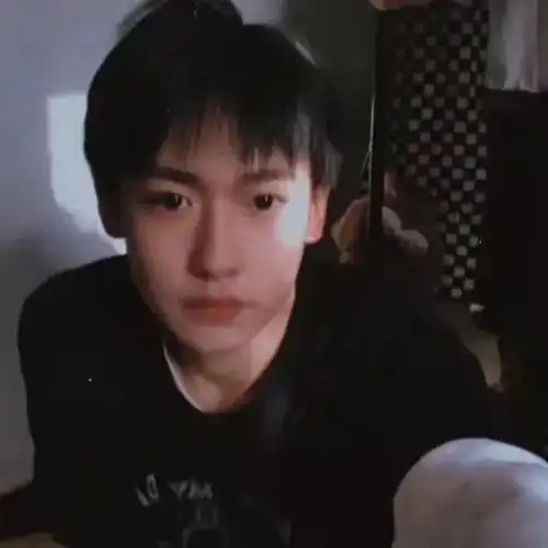 今日头像丨我的征途是星辰大海我要去的地方春暖花开
