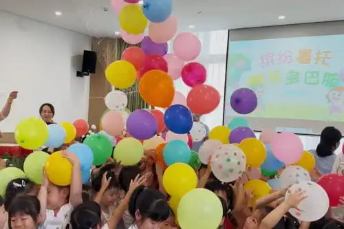 国贸教育暑托开班季五园联动惠及近2000名儿童
