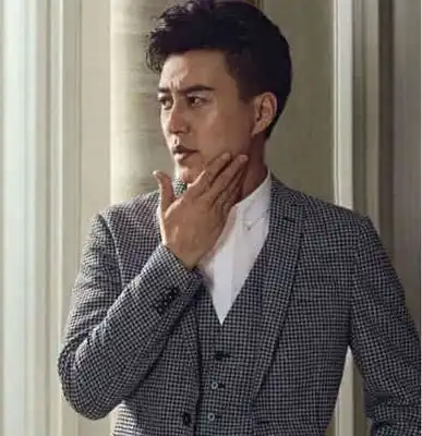 同是优质男演员,靳东和罗晋你会pick谁成年人不需要选择
