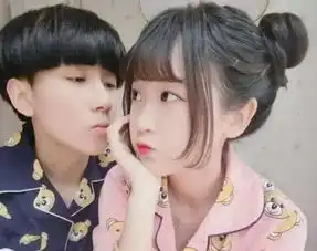 套璐璐晒胳膊纹身,暴露前男友姓名,网友王乐乐的情路太曲折
