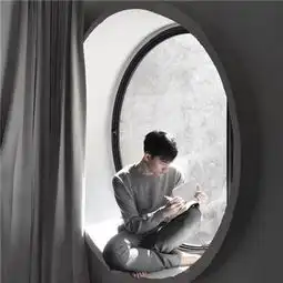 非主流黑白情侣头像2018一对两张向日葵是对着太阳傻笑的花
