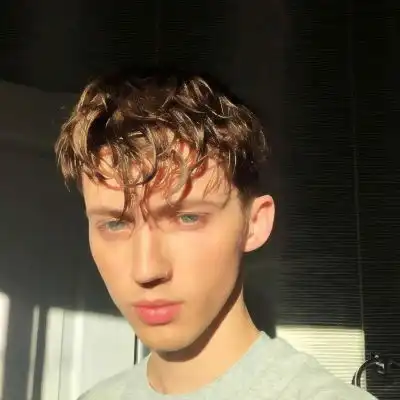 个性好看有意境的帅气欧美男生头像欧美男生个性头像
