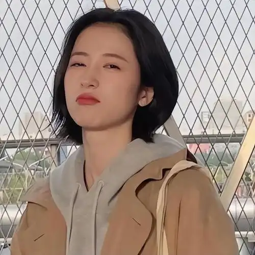 听说娱乐圈有些明星照片能量很强超旺人我看完就已经码住了

