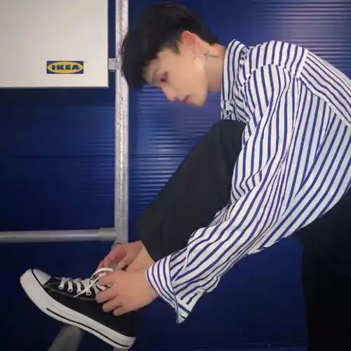 头像跟这样的男生相处真的很累
