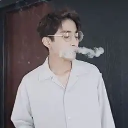 个性简约男生微信头像
